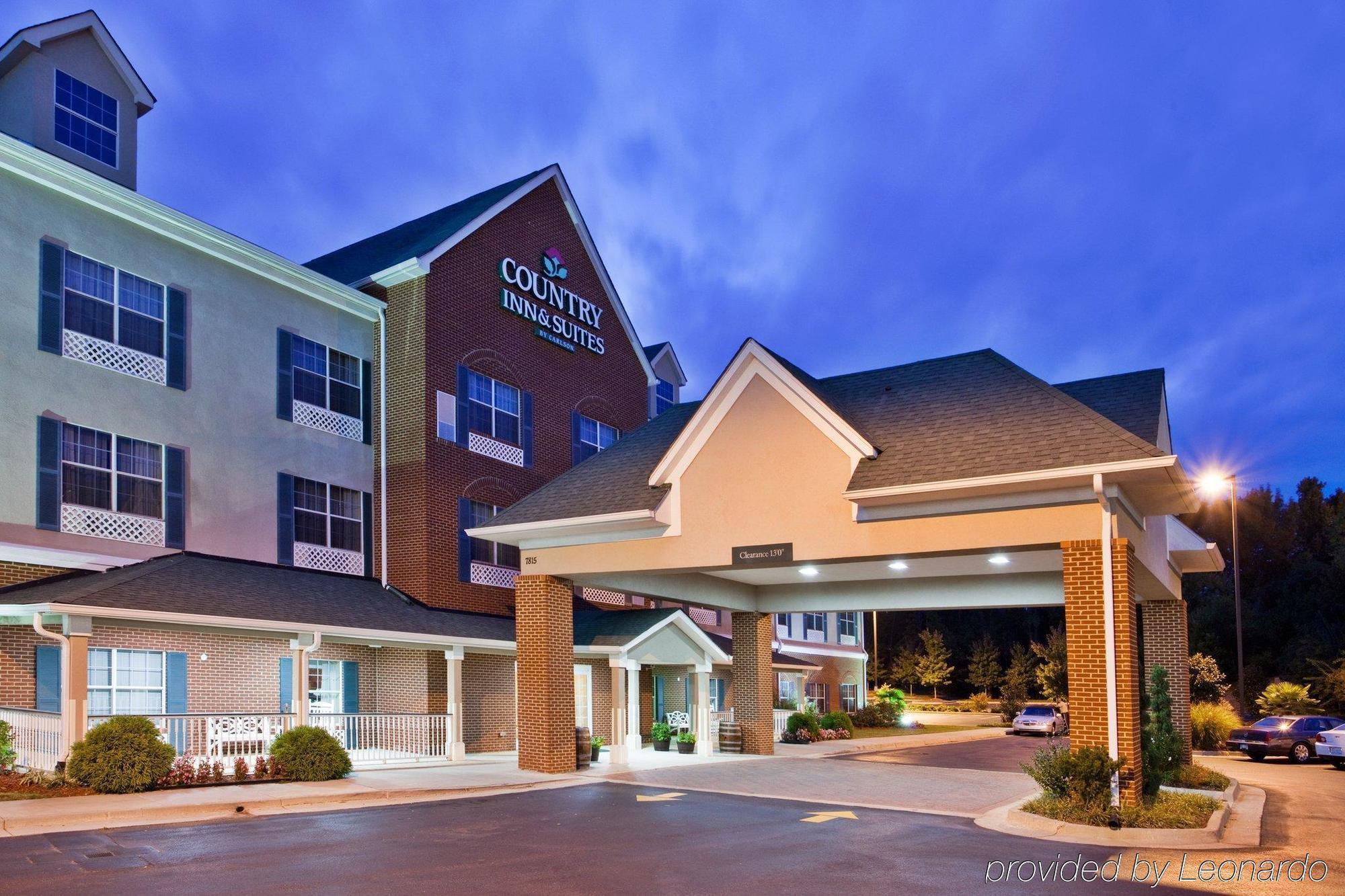 Comfort Inn & Suites Fairburn Exterior photo