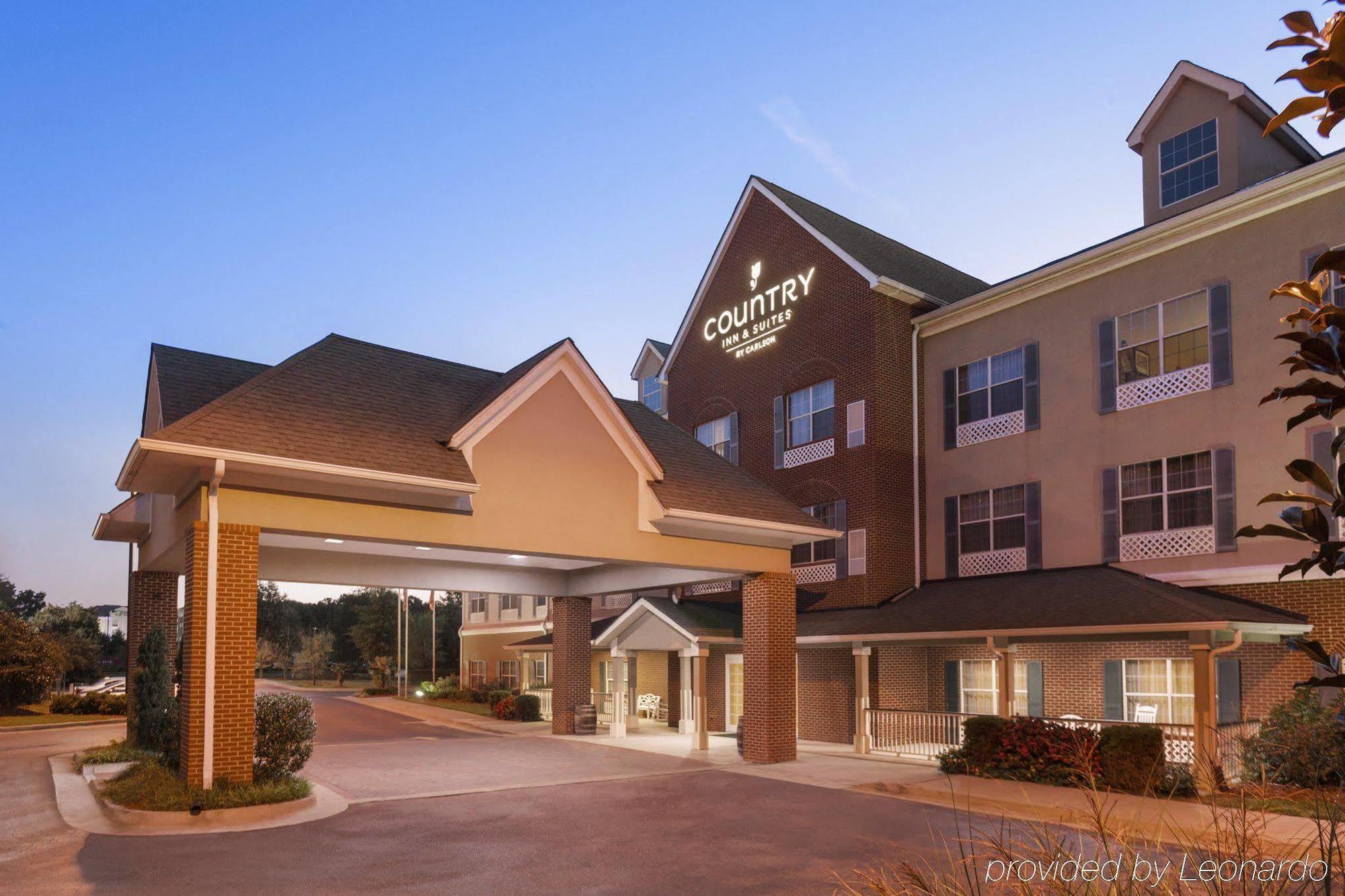 Comfort Inn & Suites Fairburn Exterior photo